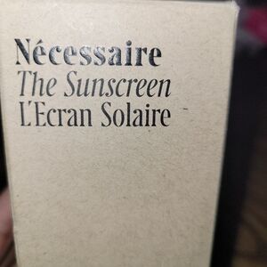 Nécessaire The Sunscreen Expired‎ 6/2025